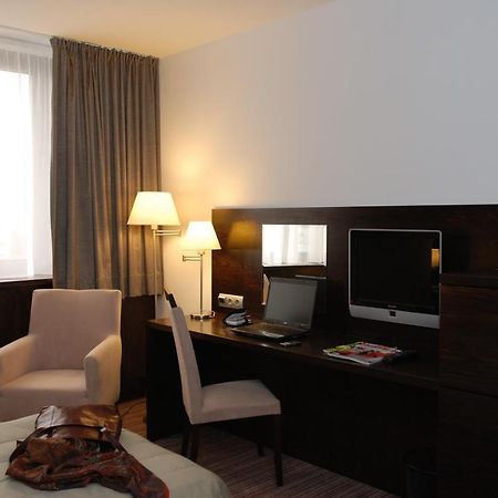 Holiday Inn Bratislava Exteriér fotografie