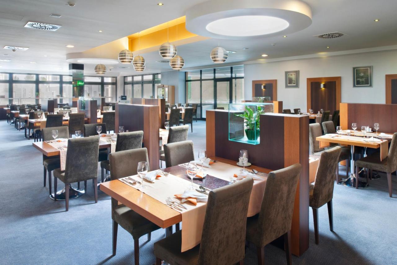 Holiday Inn Bratislava Exteriér fotografie